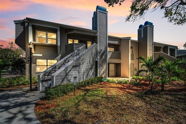 Building Photo - 10626 Longwood Dr