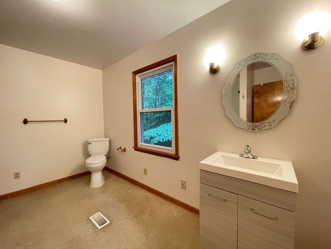Building Photo - 283 Whitetail Run