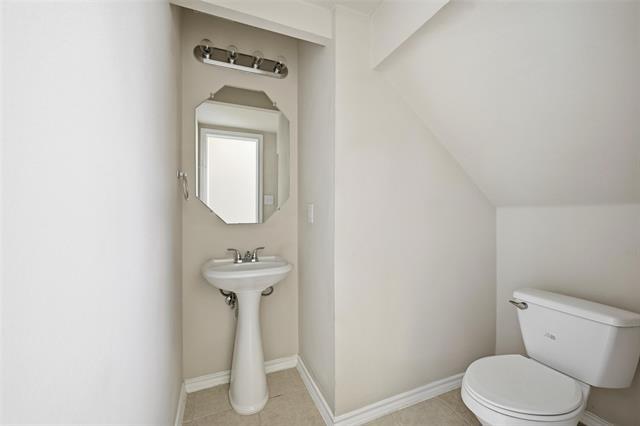 Building Photo - 813 Parkplace Ridge