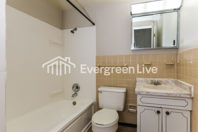 Building Photo - Coming Soon!