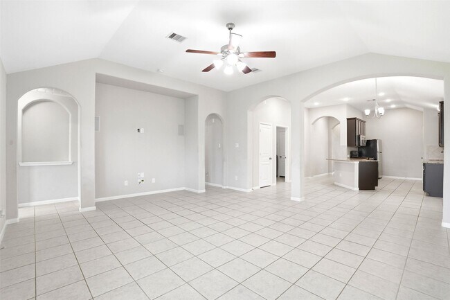 Building Photo - 3718 Logandale Ridge Ln