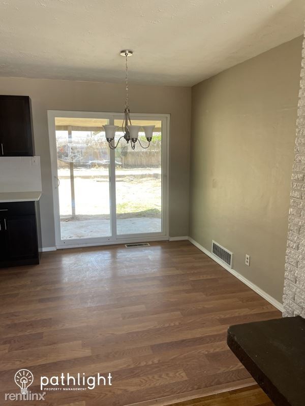 Building Photo - 4 br, 2 bath House - 1220 Garcia St NE UNIT