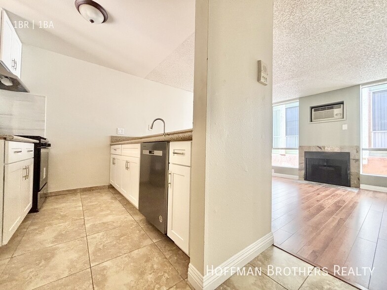 Building Photo - 1225 N Cherokee Ave