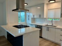 Building Photo - 239 Corte Madera Ave