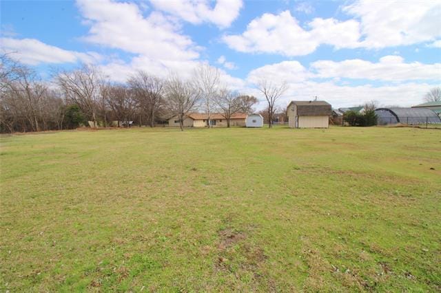 Building Photo - 6600 Estados Dr