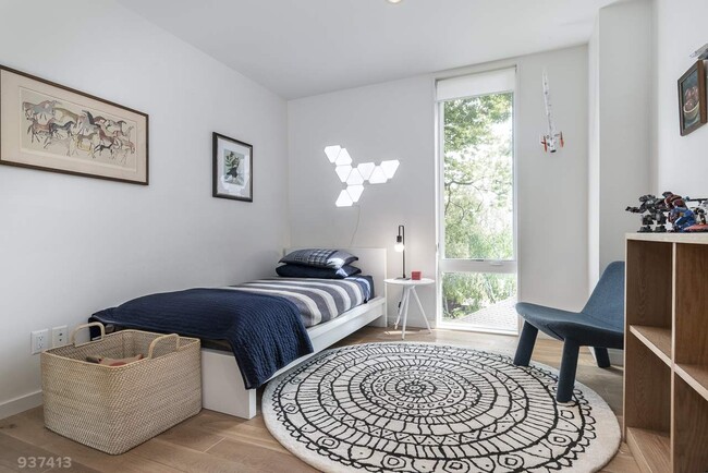 Building Photo - 209 N Prospect Ave