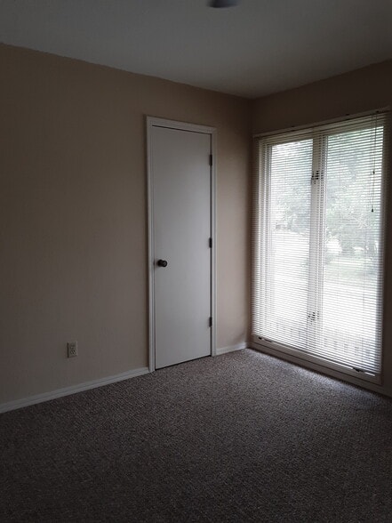 Master Bedroom - 501 N May Ave