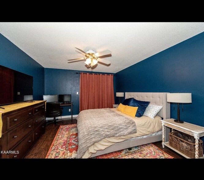 Building Photo - 304 Olympia Dr