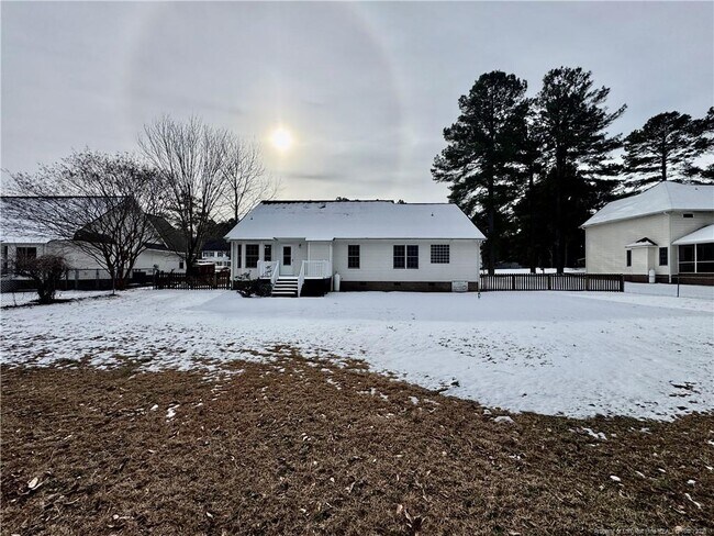 Building Photo - 271 Stone Cross Dr