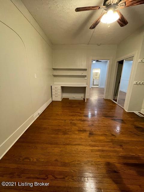 Building Photo - 1802 Deerwood Ave