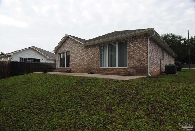 Building Photo - 14630 Innerarity Point Rd