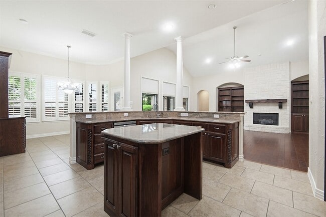 Building Photo - 3205 High Ridge Ct