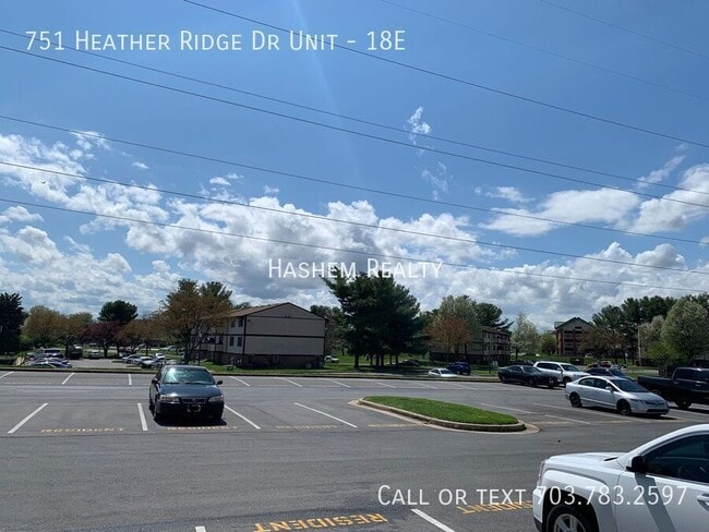 Building Photo - 751 Heather Ridge Dr