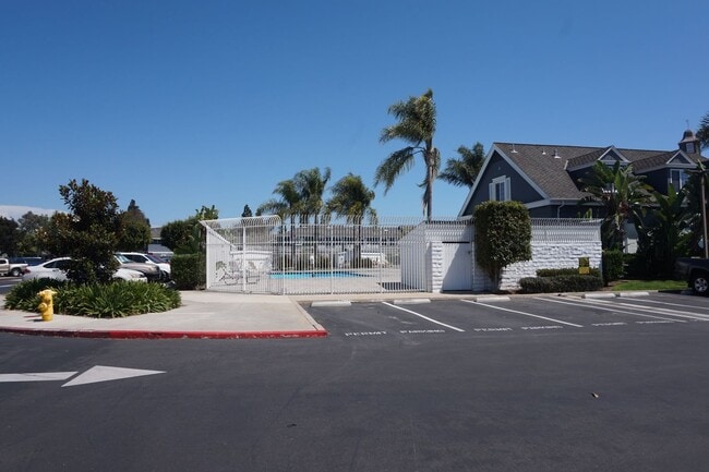 Building Photo - 2423 Minuteman Way