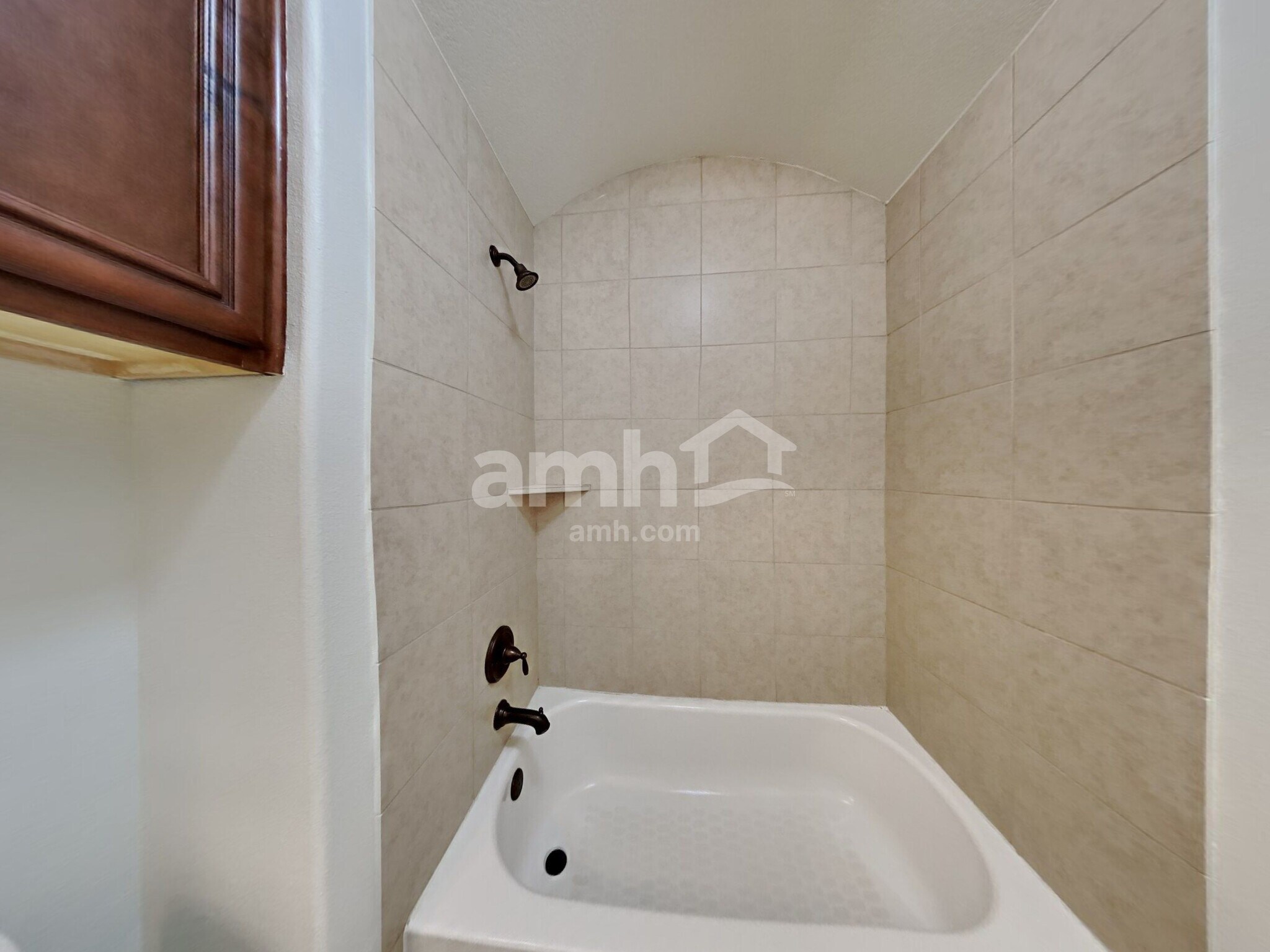 Building Photo - 10224 Forest Glade Ct