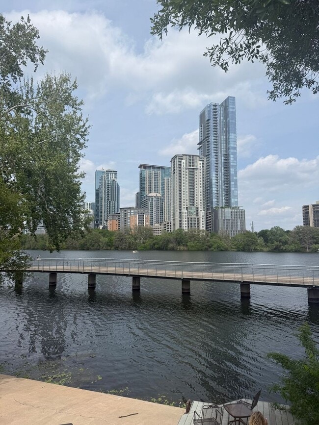 Building Photo - Gorgeous Condo nestled right on Lady Bird Lake!
