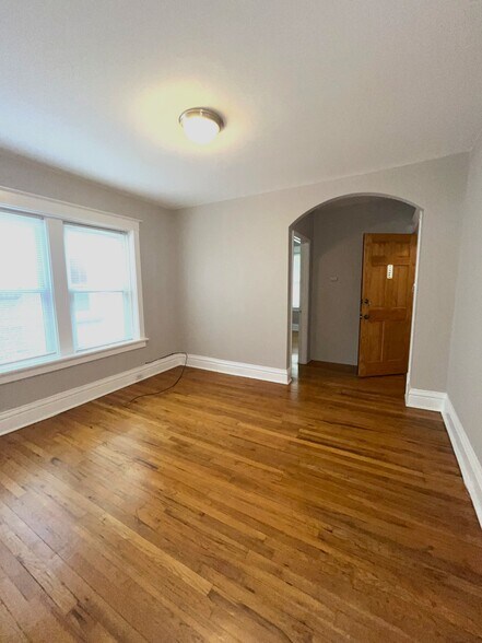 Building Photo - 5243 Bancroft Ave
