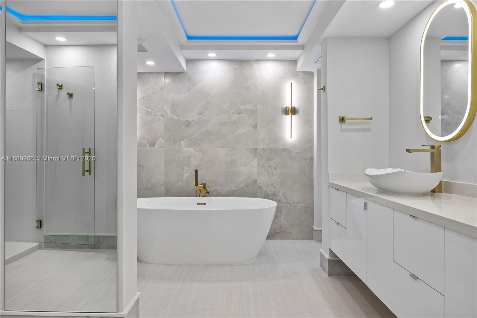 Building Photo - 700 Coral Way