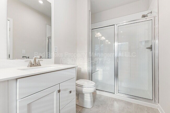 Building Photo - 306 New Gallant Dr