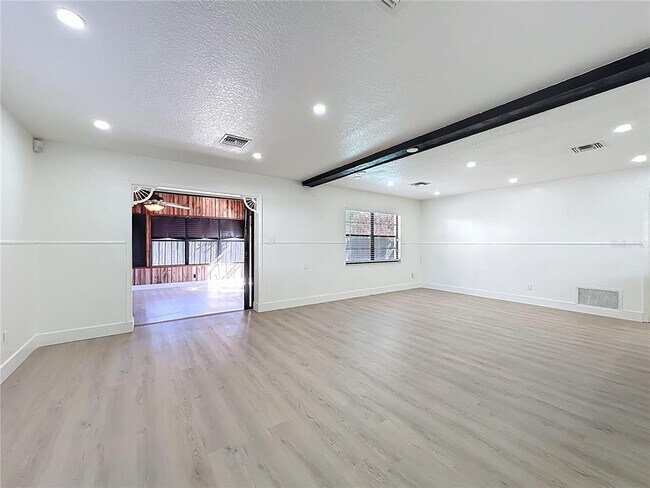 Building Photo - 3463 Arnel Dr
