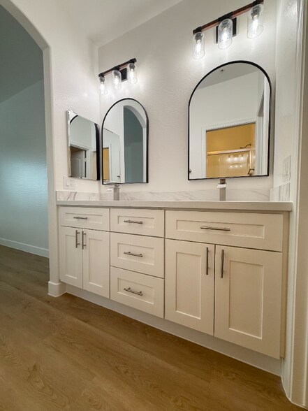 Building Photo - 7726 E Baseline Rd