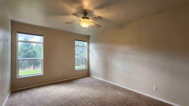 Building Photo - Two Bedroom Condo Near Moose Can Gully with a Garage