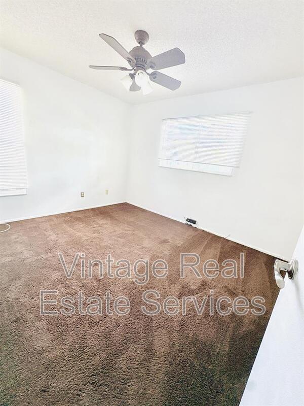 Building Photo - 3700 Cuernavaca Ct