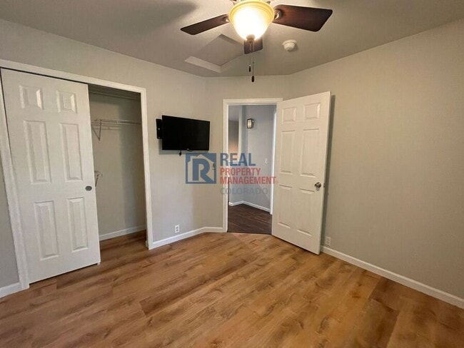 Building Photo - 2161 Falkirk Dr