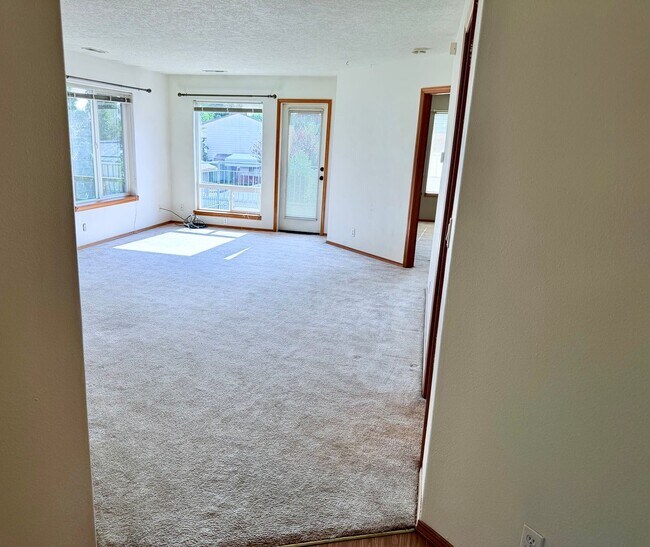 Building Photo - 1202 SW 257th Dr