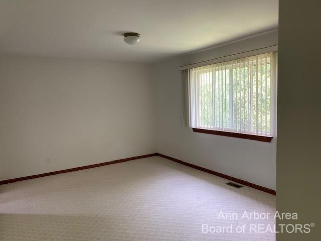Building Photo - 3144 Dunwoodie Rd