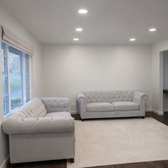 Building Photo - 36969 Lancaster St