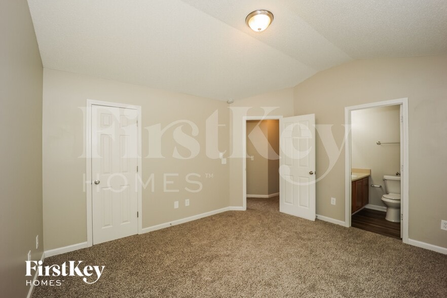 Building Photo - 6763 Merrywood Dr