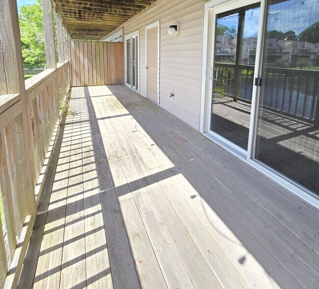 Building Photo - LAKESIDE VILLAGE - minutes to Wrightsville...