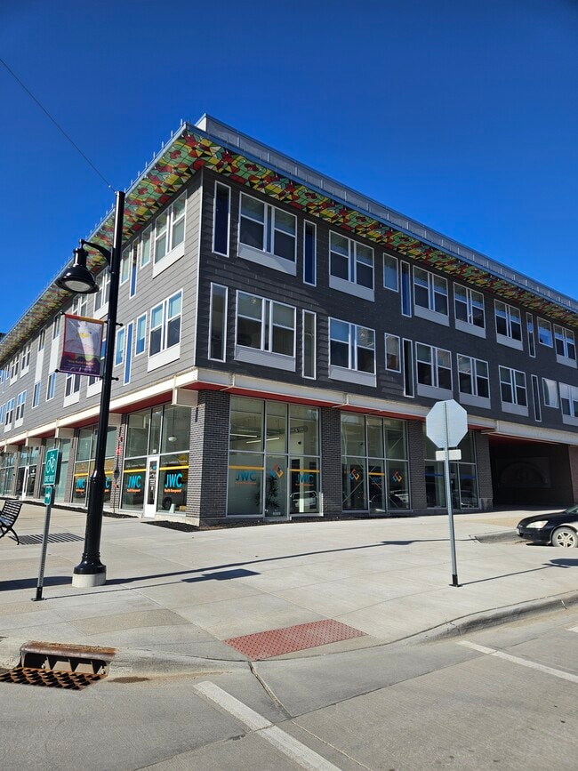 N 3rd St/Jefferson St