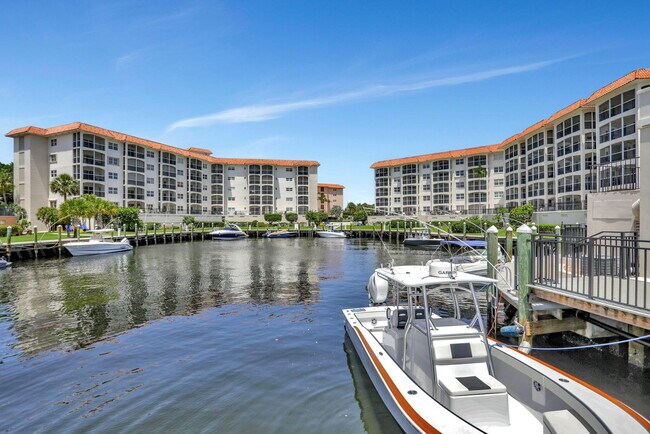 Primary Photo - 2871 N Ocean Blvd