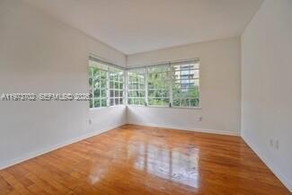 Building Photo - 1051 Meridian Ave