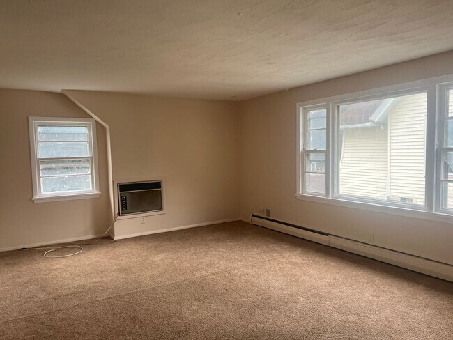 Building Photo - 207 Campbell Park