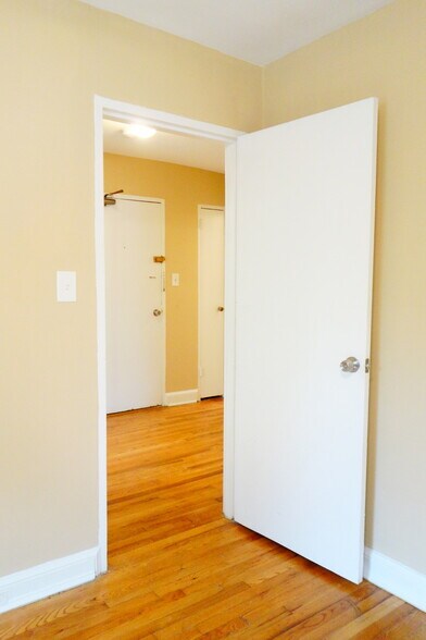 Building Photo - 311 Domer Ave