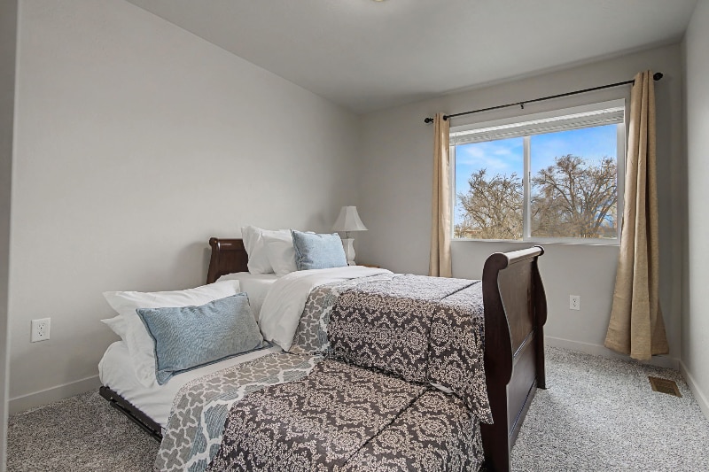 Building Photo - 2350 Canon Ave