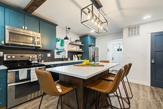 Building Photo - 1419 Fairview Ave