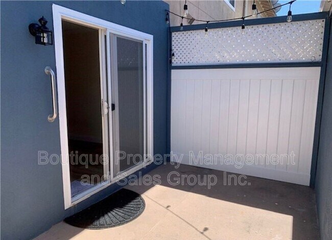Building Photo - 2336 Minuteman Way