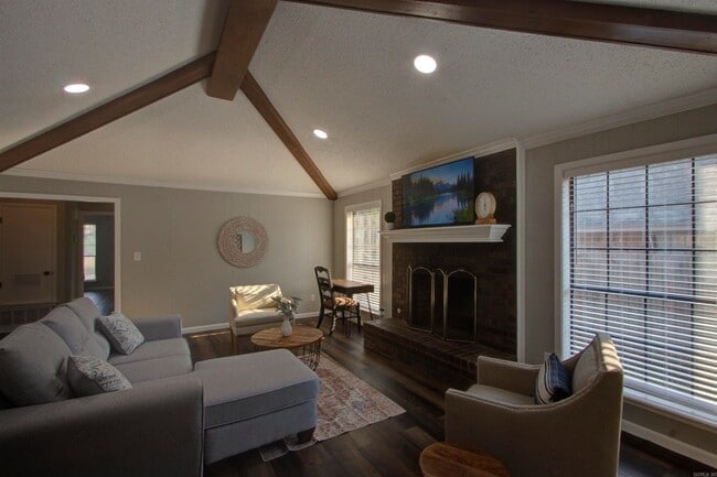 Building Photo - 3516 Skyline Blvd