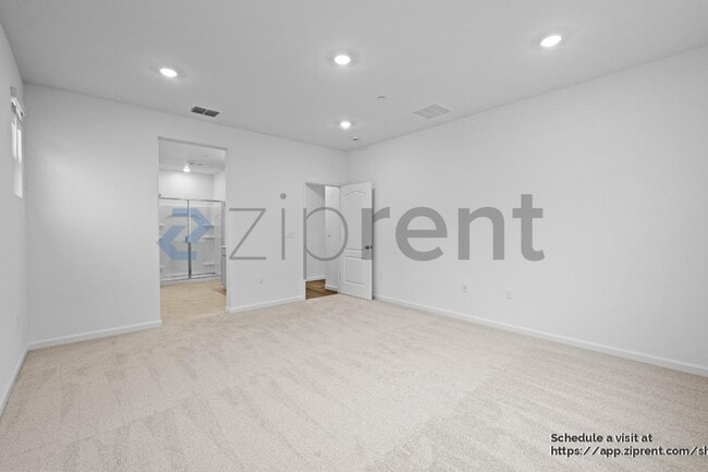 Building Photo - 2494 Zellerbach St