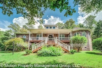 Building Photo - 682 E Mourning Dove Ct