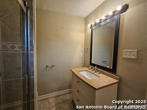 Building Photo - 311 Eland Dr