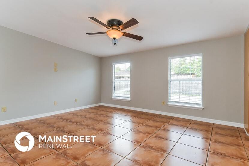 Building Photo - 2130 Liscard Rd W