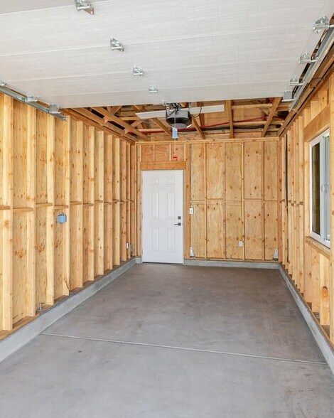 Building Photo - 11919 Ranchito St