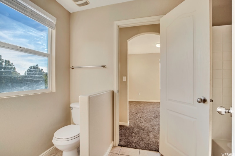 Building Photo - 273 Interlochen Ln