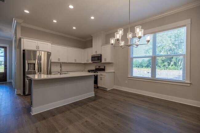 Building Photo - 5 Bedrooms!  Wooded Lot With No Back Neighbors • Luxury Finishes