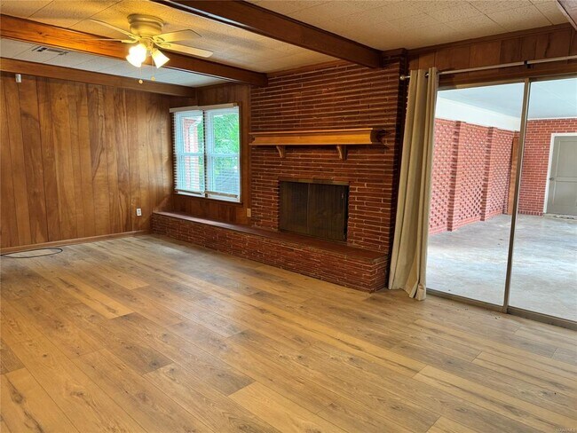 Building Photo - 2914 Sumter Ave